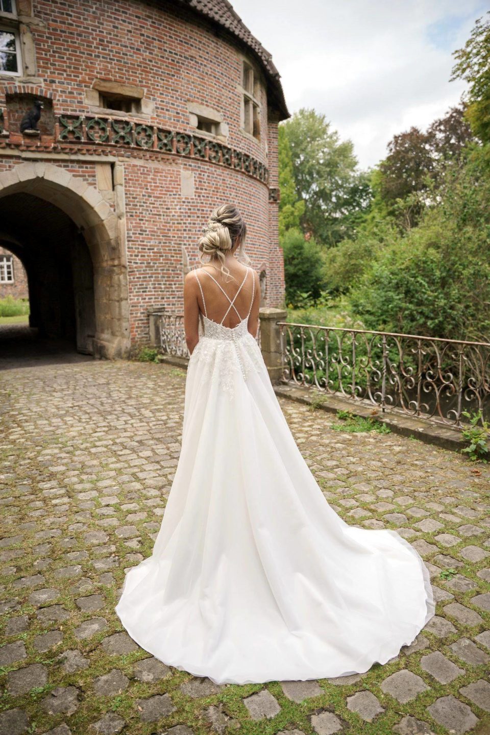 brautkleid 300